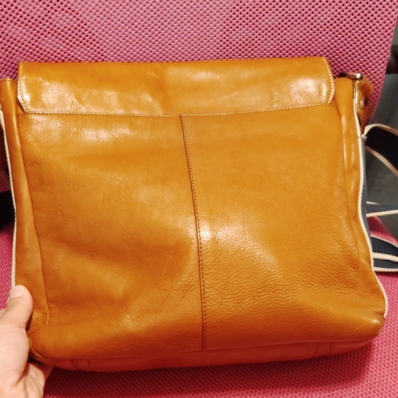Coach Brown Leather Men's Messenger Bag - Picture 5 of 8